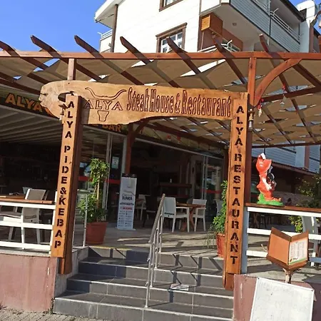 Hotel Alya Side